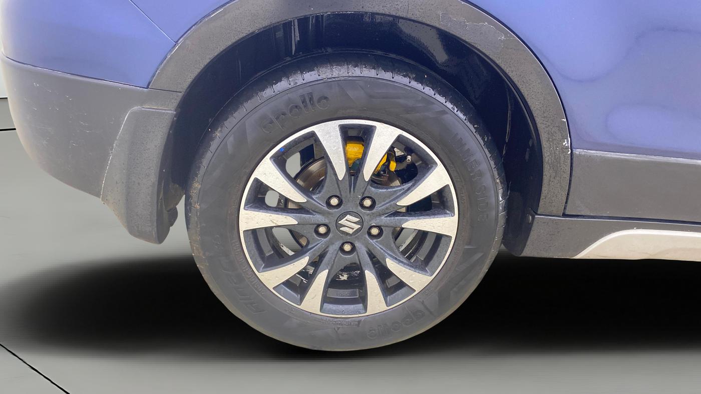 2018 Maruti S Cross ZETA 1.3, Diesel, Manual, 82,852 km, Right Rear Wheel