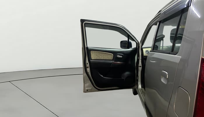 2018 Maruti Wagon R 1.0 VXI, Petrol, Manual, 38,213 km, LHS Front Door