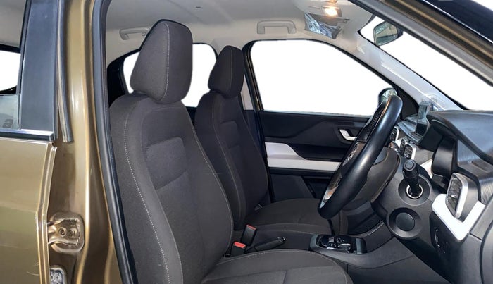 2023 Tata PUNCH CREATIVE AMT 1.2 RTN DUAL TONE, Petrol, Automatic, 30,699 km, Right Side Front Door Cabin