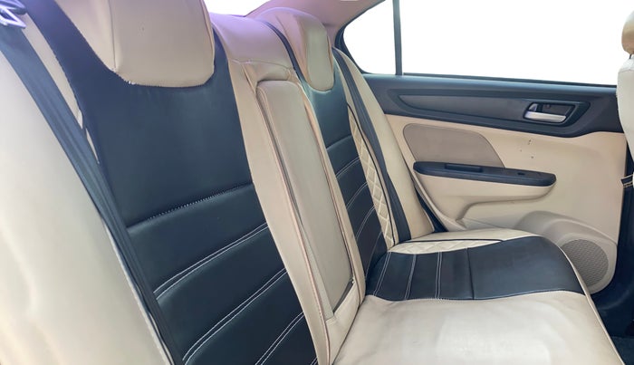 2022 Honda Amaze 1.2L I-VTEC VX, Petrol, Manual, 34,195 km, Right Side Rear Door Cabin