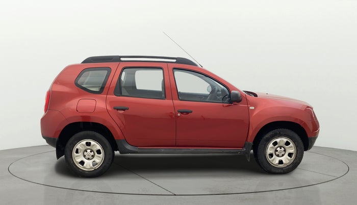 2015 Renault Duster RXL PETROL, Petrol, Manual, 52,802 km, Right Side View