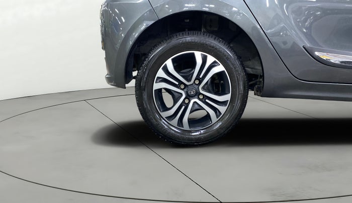 2024 Tata Tiago XTA PETROL, Petrol, Automatic, 19,056 km, Right Rear Wheel
