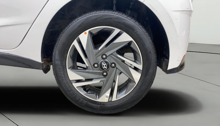 2022 Hyundai NEW I20 ASTA (O) 1.2 AT, Petrol, Automatic, 72,207 km, Left Rear Wheel