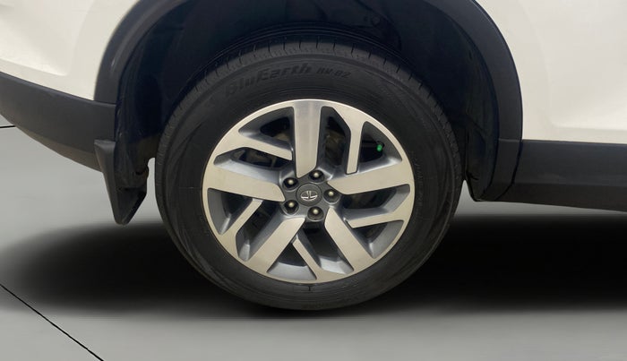 2021 Tata Safari XZA PLUS, Diesel, Automatic, 74,275 km, Right Rear Wheel