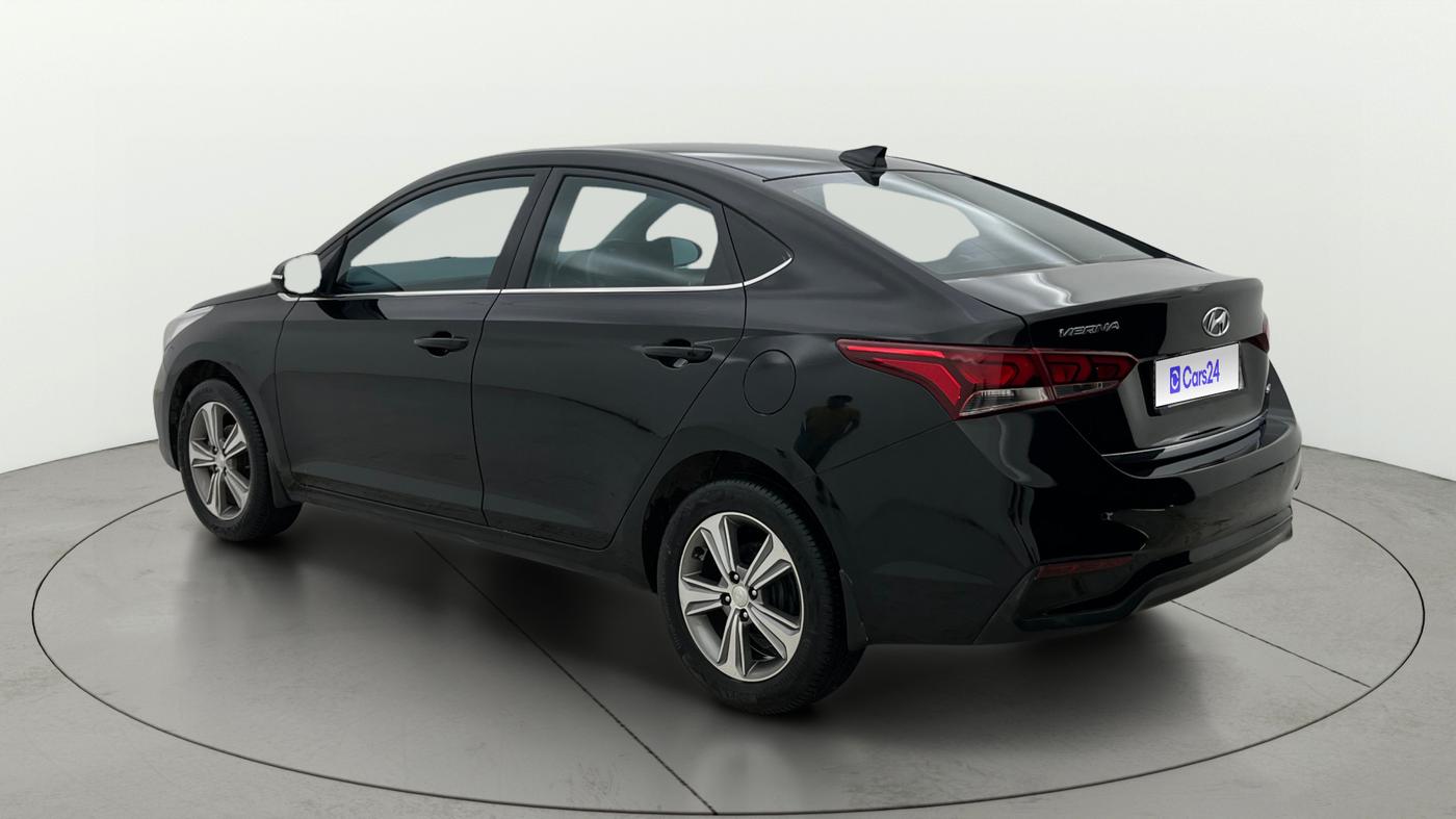 2018 Hyundai Verna 1.6 VTVT SX, Petrol, Manual, 69,994 km, Left Back Diagonal
