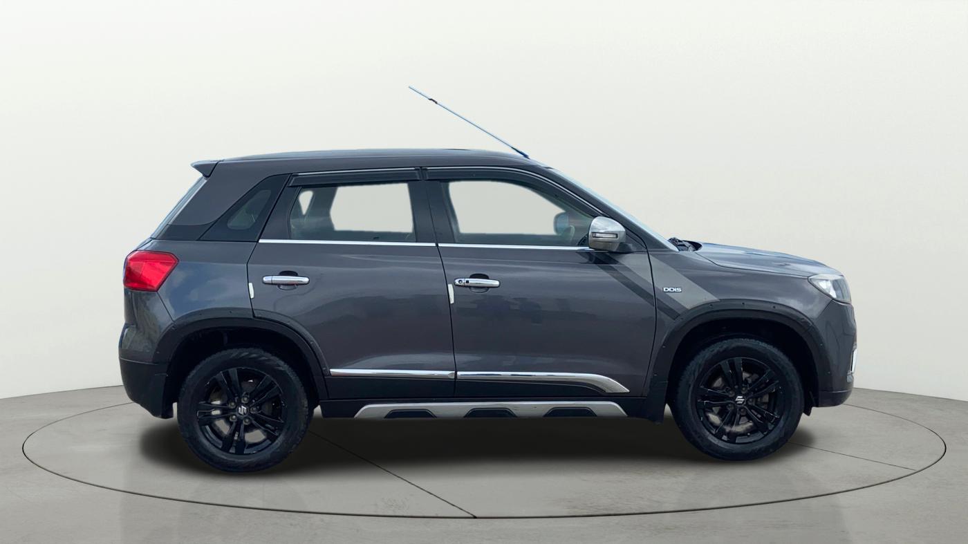 2018 Maruti Vitara Brezza ZDI PLUS AMT, Diesel, Automatic, 1,37,417 km, Right Side View