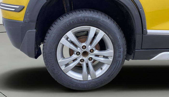 2016 Maruti Vitara Brezza ZDI PLUS, Diesel, Manual, 83,320 km, Right Rear Wheel