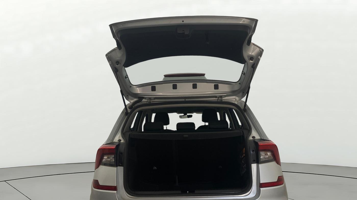 2023 Skoda KUSHAQ STYLE 1.0L TSI AT (6 AIRBAGS), Petrol, Automatic, 30,962 km, Boot Door Open