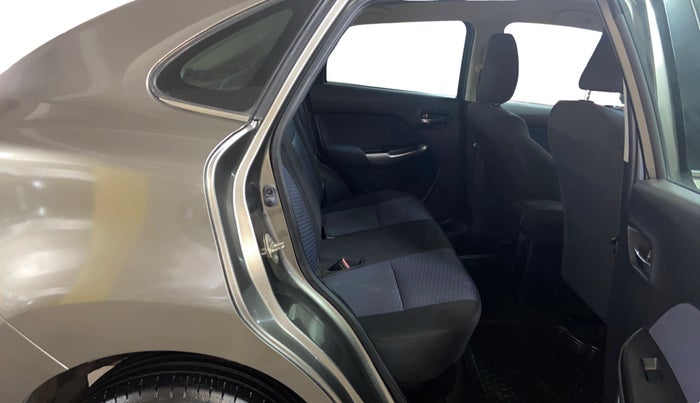 2021 Maruti Baleno ALPHA PETROL 1.2, Petrol, Manual, 30,931 km, Right Side Rear Door Cabin