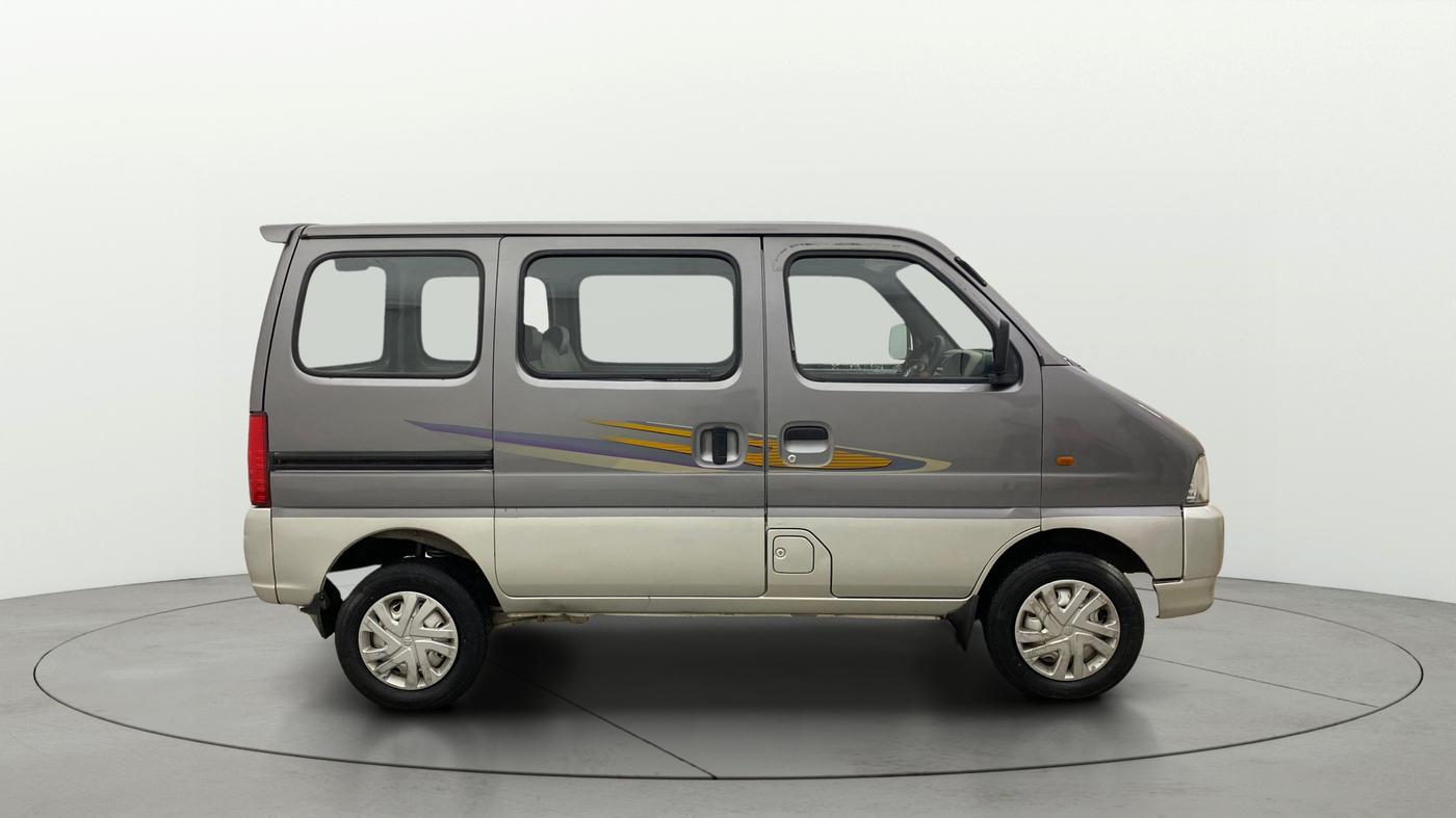 2022 Maruti Eeco 5 STR AC (O), Petrol, Manual, 24,174 km, Right Side View