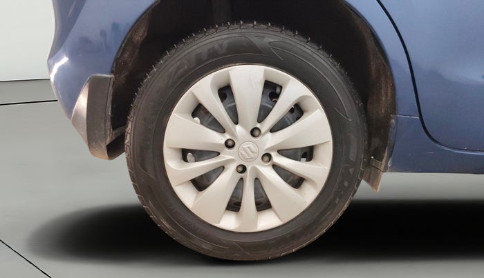 2017 Maruti Baleno DELTA CVT PETROL 1.2, Petrol, Automatic, 40,767 km, Right Rear Wheel