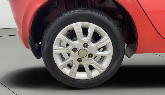 2018 Tata Tiago XZ PETROL, Petrol, Manual, 48,850 km, Right Rear Wheel