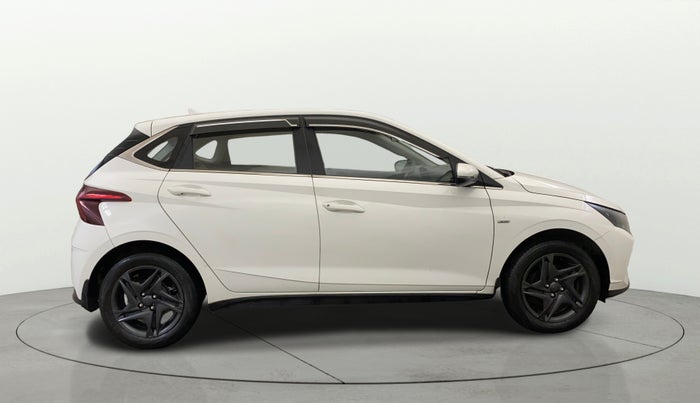 2021 Hyundai NEW I20 SPORTZ 1.2 AT, Petrol, Automatic, 23,673 km, Right Side View