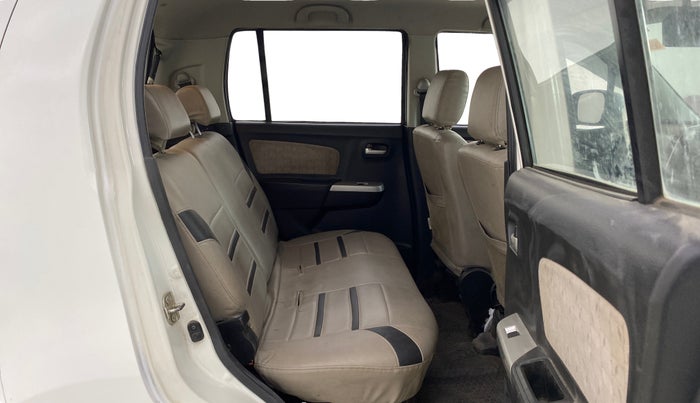 2016 Maruti Wagon R 1.0 VXI (O) AMT, Petrol, Automatic, 37,714 km, Right Side Rear Door Cabin