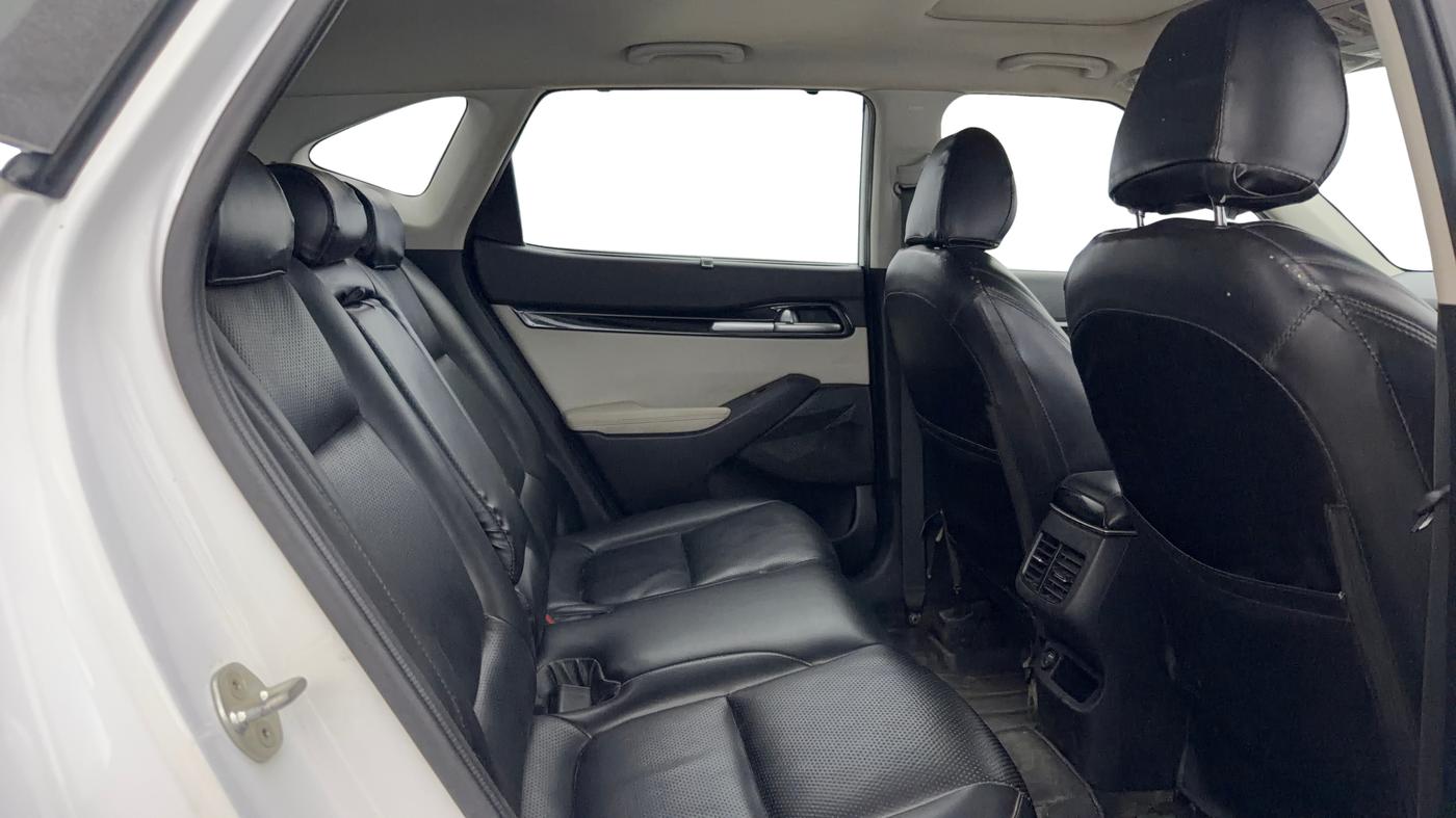 2022 KIA SELTOS HTX PETROL 1.5, Petrol, Manual, 38,834 km, Right Side Rear Door Cabin