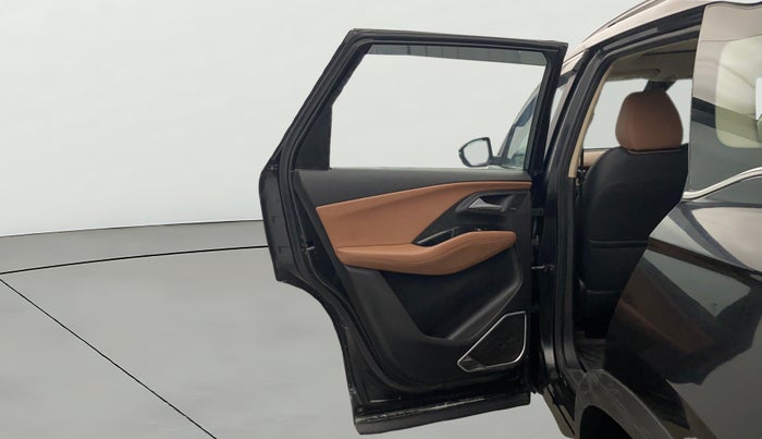 2023 MG HECTOR PLUS SHARP PRO 2.0 TURBO DIESEL 7 STR, Diesel, Manual, 74,430 km, LHS Rear Door