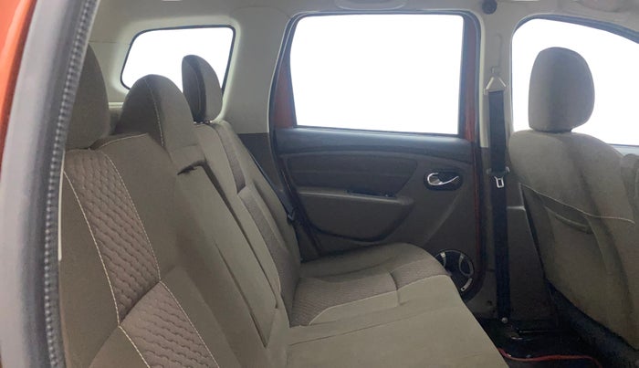 2016 Renault Duster 110 PS RXZ 4X2 AMT DIESEL, Diesel, Automatic, 77,170 km, Right Side Rear Door Cabin