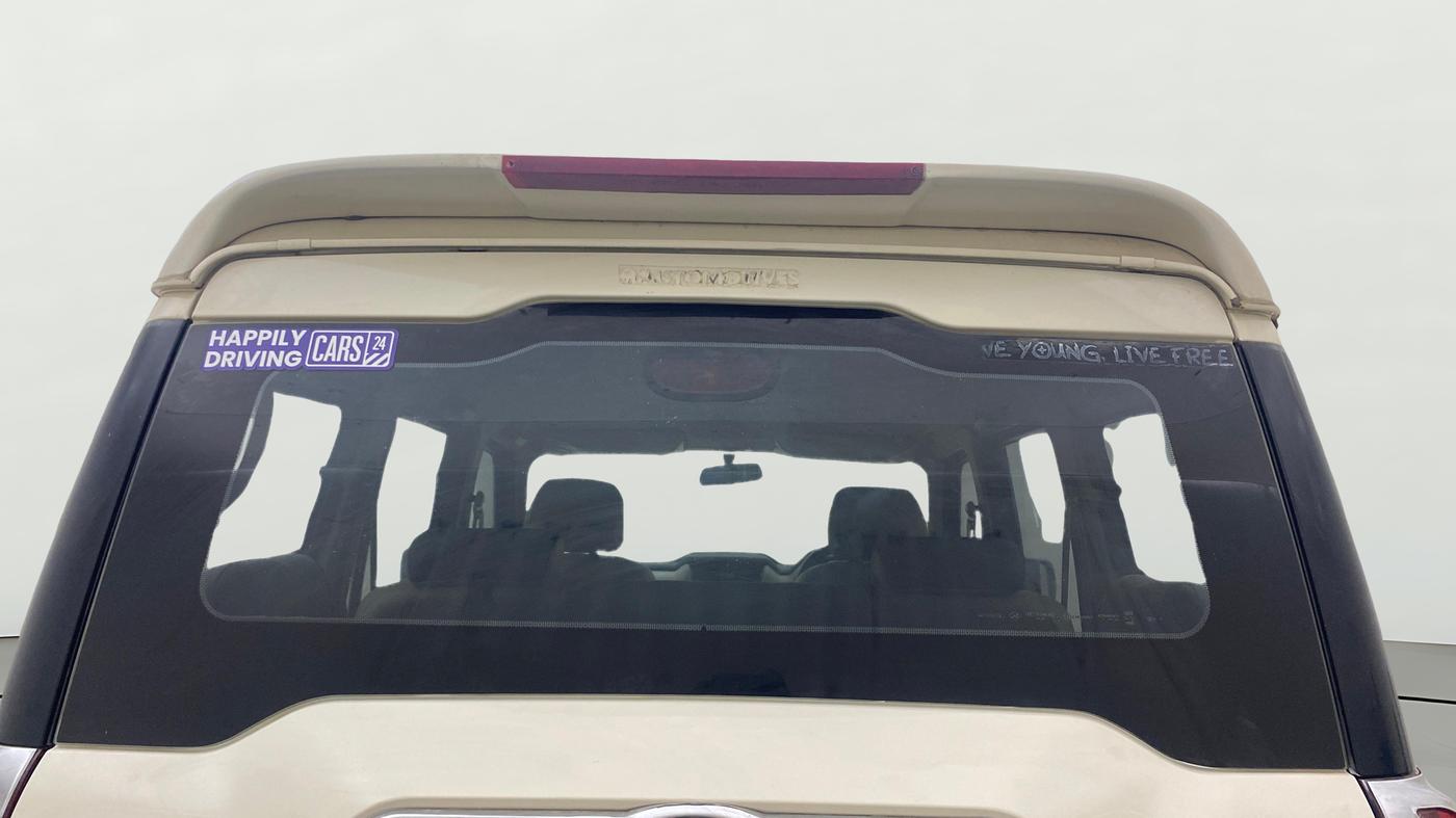 2017 Mahindra Scorpio S5, Diesel, Manual, 1,28,874 km, Rear Windshield