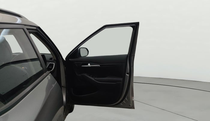 2019 KIA SELTOS HTK PLUS 1.5, Petrol, Manual, 22,632 km, RHS Front Door