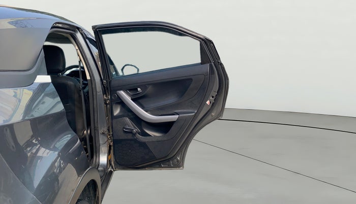 2023 Tata NEXON XE PETROL, CNG, Manual, 46,137 km, RHS Rear Door