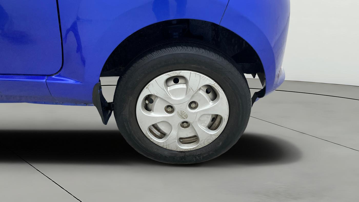 2015 Tata Nano TWIST XT, Petrol, Manual, 19,546 km, Right Front Wheel