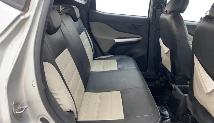 2022 Nissan MAGNITE XE, Petrol, Manual, 30,713 km, Right Side Rear Door Cabin