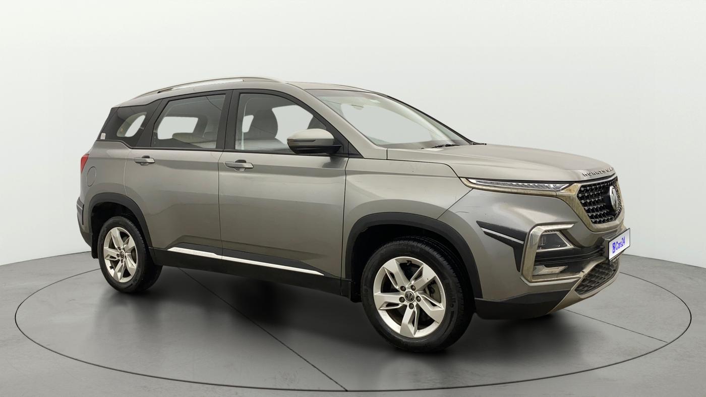 2022 MG HECTOR SHINE 1.5 PETROL TURBO MT, Petrol, Manual, 3,910 km, Right Front Diagonal
