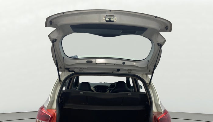 2014 Hyundai Grand i10 ASTA AT 1.2 KAPPA VTVT, Petrol, Automatic, 1,11,150 km, Boot Door Open