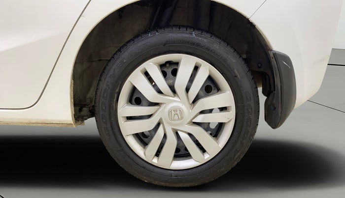 2016 Honda Jazz 1.2L I-VTEC SV, Petrol, Manual, 1,27,663 km, Left Rear Wheel