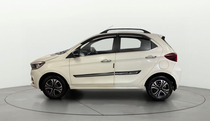 2024 Tata Tiago XT (O) PETROL, Petrol, Manual, 5,545 km, Left Side