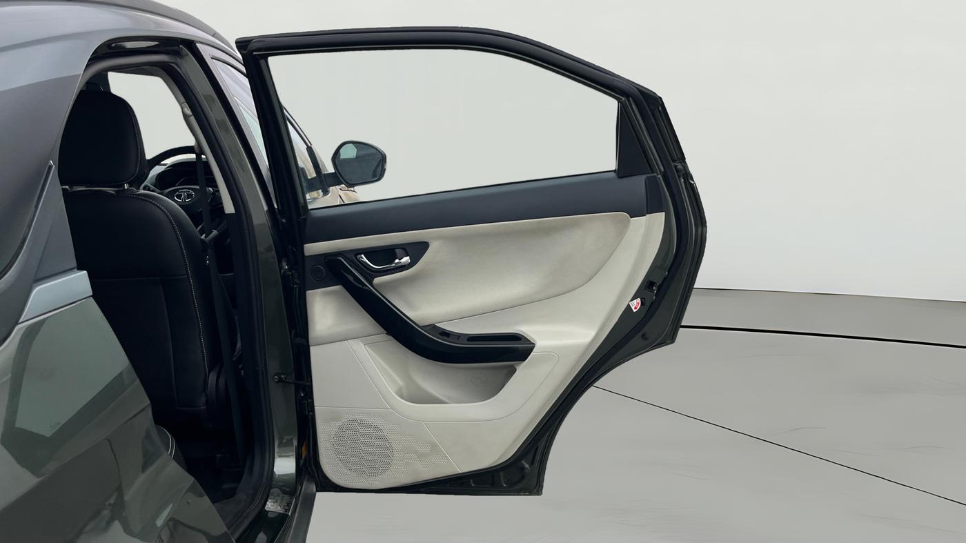 2022 Tata NEXON XZA PLUS (HS) PETROL, Petrol, Automatic, 24,827 km, RHS Rear Door