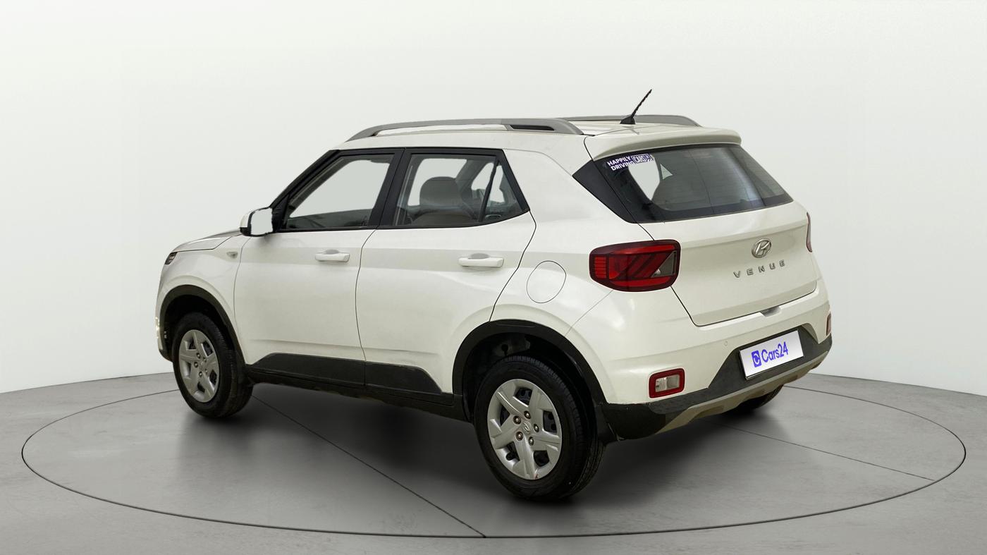 2019 Hyundai VENUE S 1.2, Petrol, Manual, 56,559 km, Left Back Diagonal