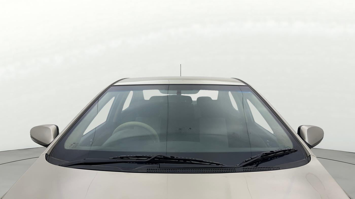 2012 Hyundai Verna FLUIDIC 1.6 VTVT SX, Petrol, Manual, 79,479 km, Front Windshield
