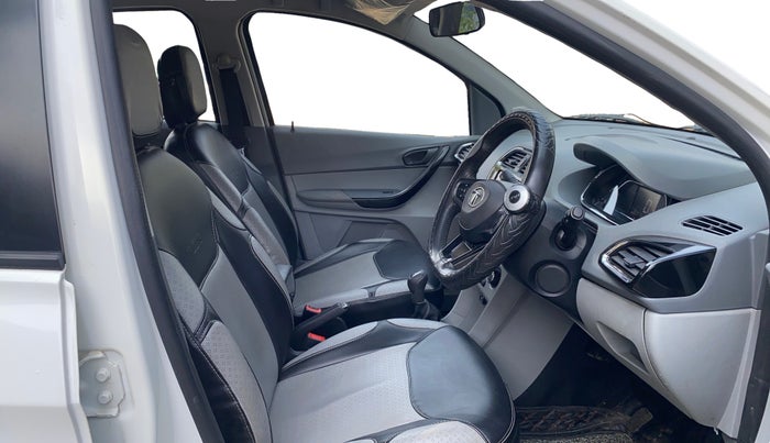 2022 Tata TIGOR XZ PETROL, CNG, Manual, 66,072 km, Right Side Front Door Cabin