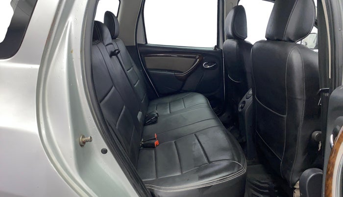 2013 Renault Duster 110 PS RXZ DIESEL, Diesel, Manual, 81,336 km, Right Side Rear Door Cabin