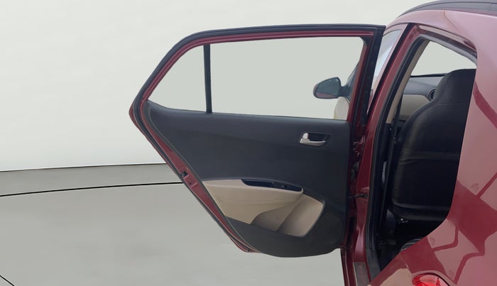 2015 Hyundai Grand i10 SPORTZ 1.2 KAPPA VTVT, CNG, Manual, 1,32,775 km, LHS Rear Door