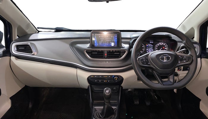 2023 Tata ALTROZ XM PLUS SUNROOF, CNG, Manual, 16,224 km, Dashboard