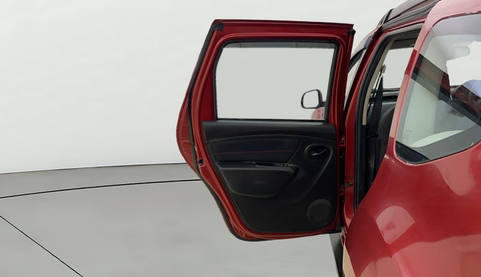 2018 Renault Duster RXS CVT, Petrol, Automatic, 1,43,526 km, LHS Rear Door