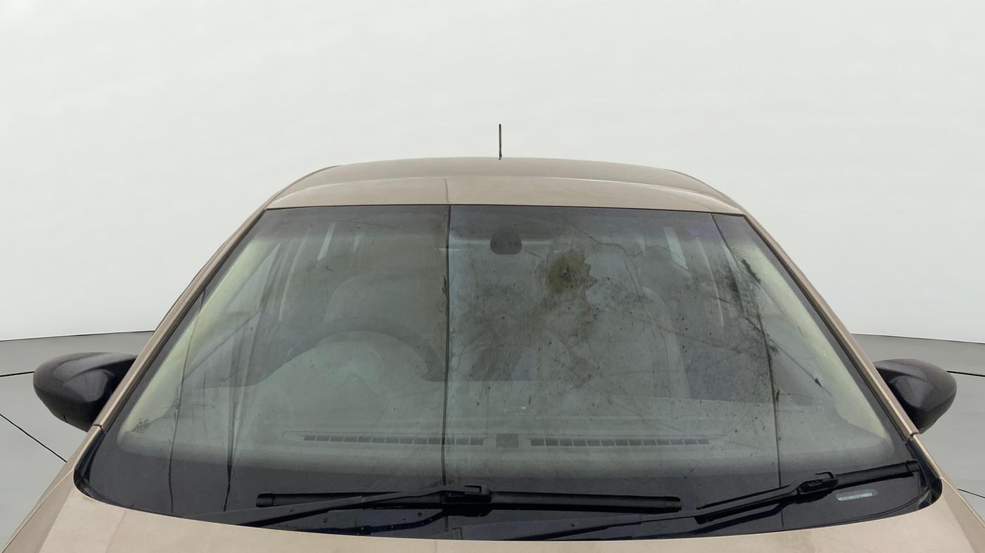 2016 Volkswagen Vento HIGHLINE PETROL AT, Petrol, Automatic, 59,101 km, Front Windshield