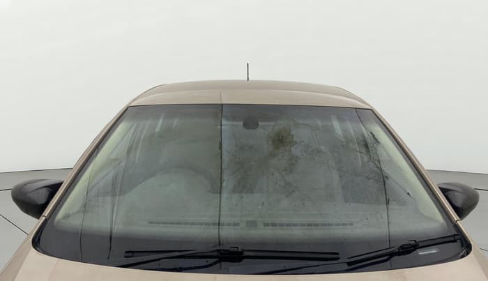 2016 Volkswagen Vento HIGHLINE PETROL AT, Petrol, Automatic, 59,116 km, Front Windshield