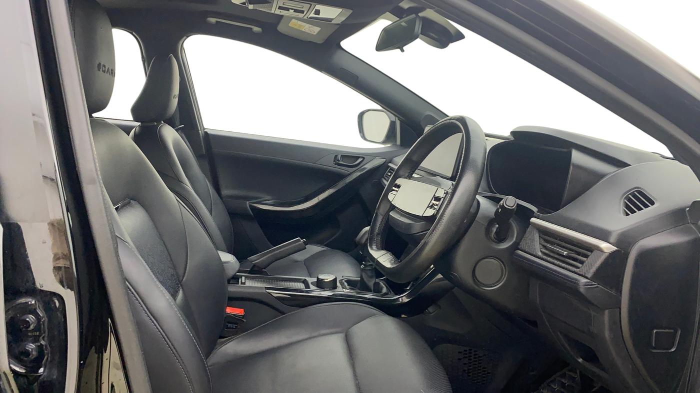 2025 Tata NEXON Creative Plus S 1.5 Revotorq 6MT Dark Edition, Diesel, Manual, 41,068 km, Right Side Front Door Cabin