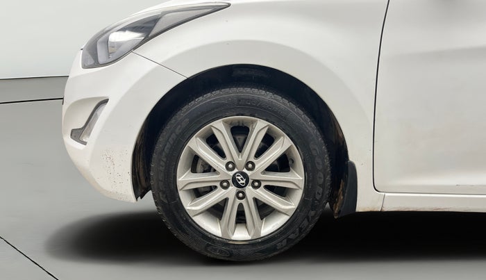 2016 Hyundai New Elantra 1.8 SX AT VTVT, Petrol, Automatic, 1,05,897 km, Left Front Wheel