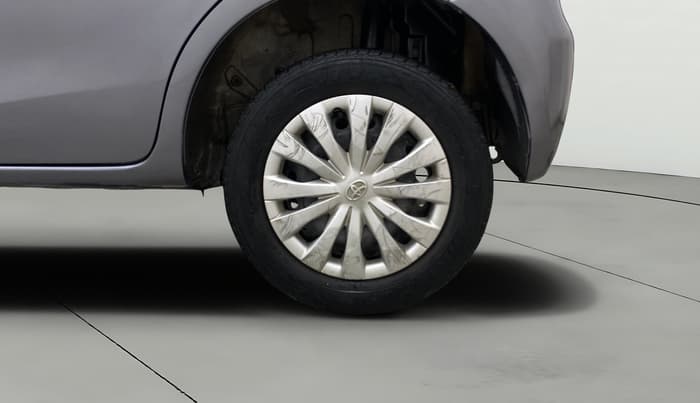2015 Toyota Etios Liva V, Petrol, Manual, 59,013 km, Left Rear Wheel