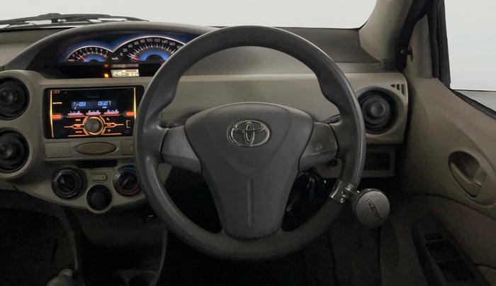 2015 Toyota Etios G, Petrol, Manual, 65,170 km, Steering Wheel Close Up