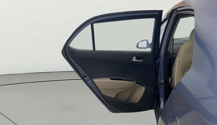 2015 Hyundai Xcent SX AT 1.2 (O), Petrol, Automatic, 83,775 km, LHS Rear Door