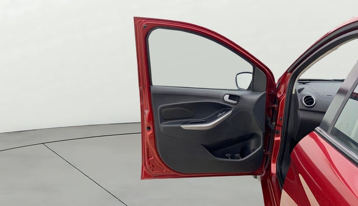 2016 Ford New Figo TITANIUM 1.2 PETROL MT, Petrol, Manual, 28,837 km, LHS Front Door