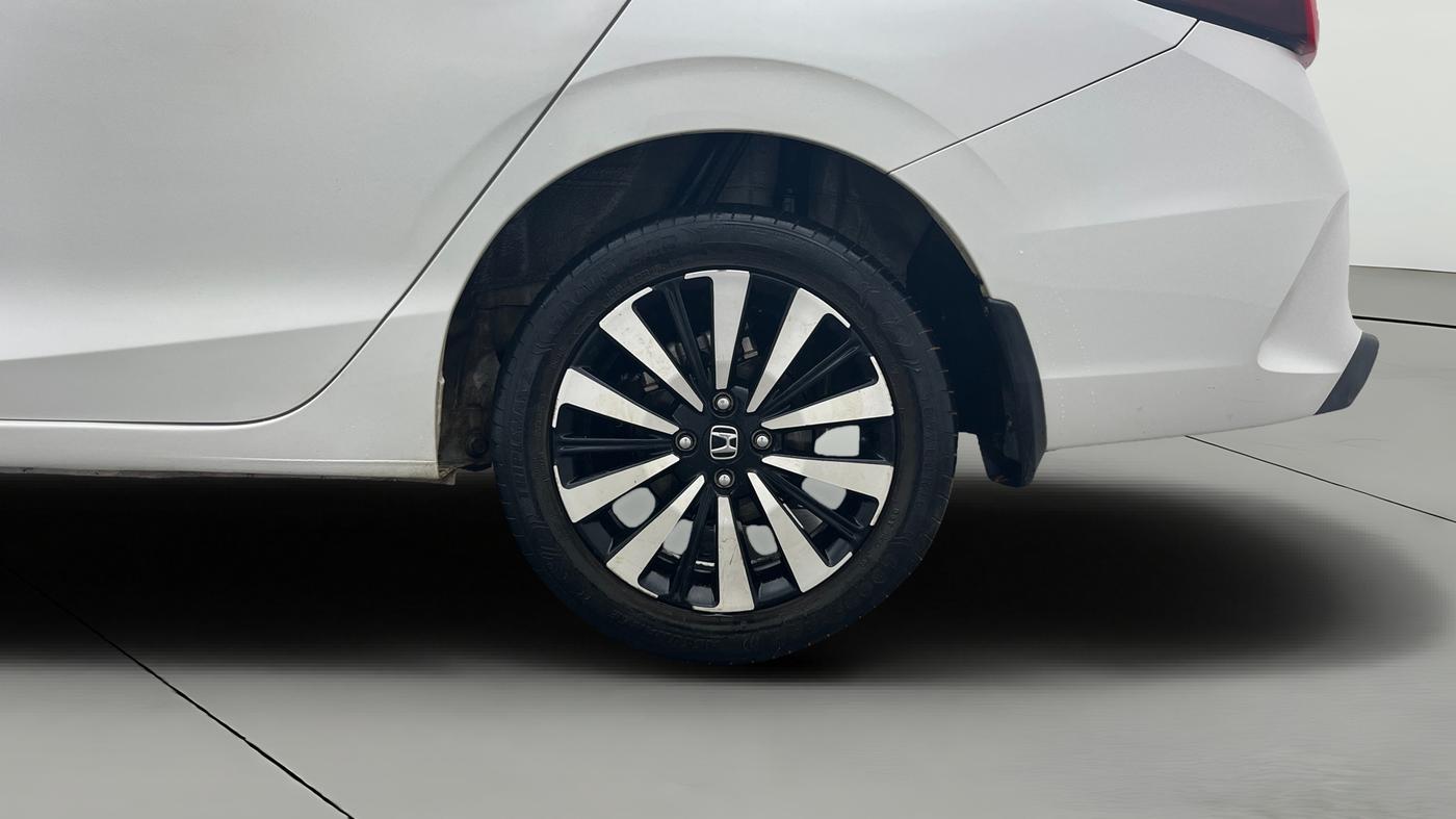 2024 Honda City EHEV ZX, Hybrid, Automatic, 49,648 km, Left Rear Wheel