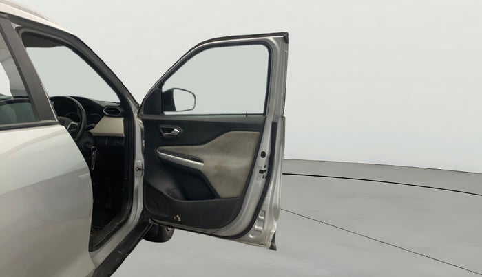 2022 Nissan MAGNITE XL, Petrol, Manual, 39,797 km, RHS Front Door