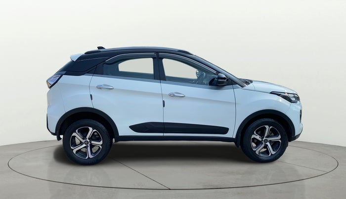 2021 Tata NEXON XZA PLUS SUNROOF PETROL, Petrol, Automatic, 31,729 km, Right Side View