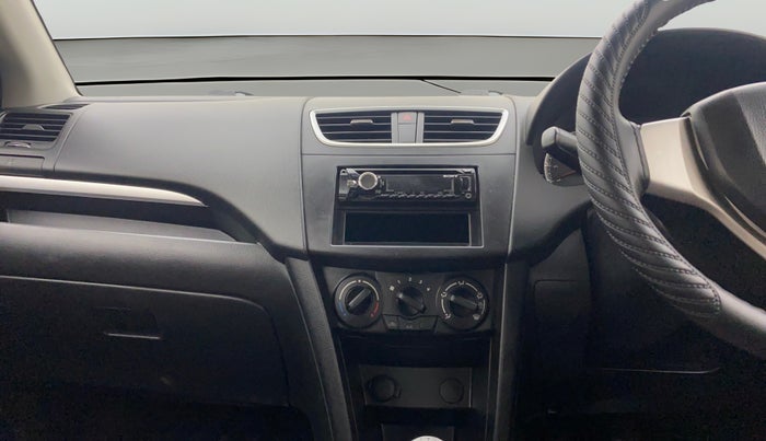 2014 Maruti Swift VXI, Petrol, Manual, 60,230 km, Air Conditioner